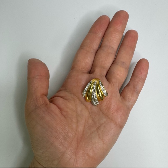 Joan Rivers Shell Pendant Gold Plated Crystal Pave - Picture 7 of 11